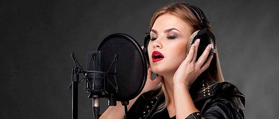 مقایسه لکس واکس و نی‌کوک