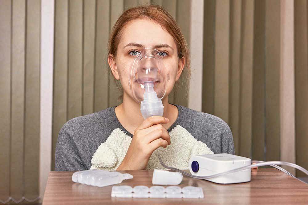 تفاوت بخور گرم و نبولایزر برای حنجره